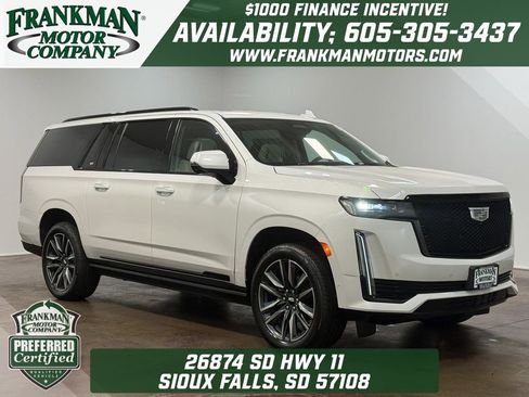 Used 2021 Cadillac Escalade ESV Sport Platinum image 1