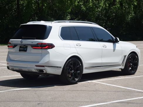 Used 2023 BMW X7 xDrive40i w/ Premium Package AWD/4WD image 28