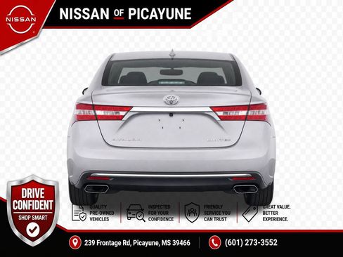 Used 2018 Toyota Avalon Limited FWD image 8