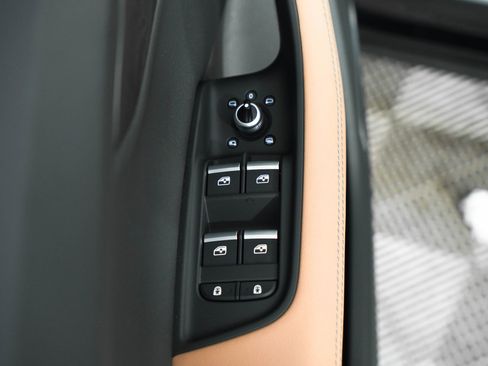 New 2025 Audi Q7 3.0T Premium Plus image 24