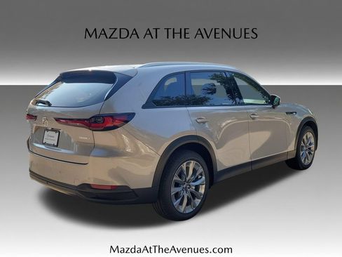 New 2026 MAZDA CX-90 3.3 Turbo w/ Preferred Package AWD/4WD image 4