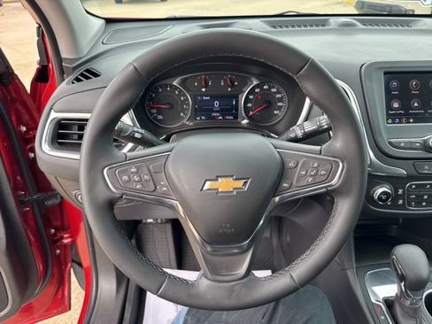 Used 2024 Chevrolet Equinox LT w/ LPO, Floor Liner Package FWD image 15