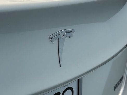 Used 2023 Tesla Model 3 Standard Range RWD image 10