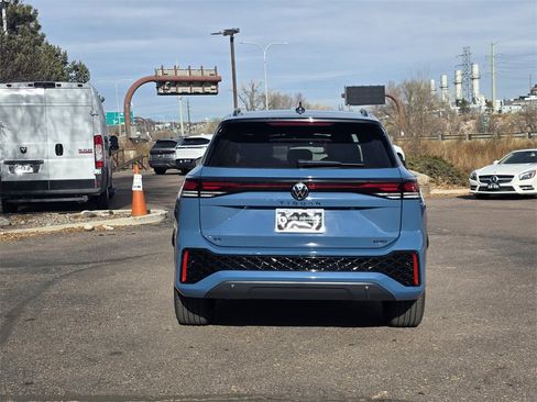 New 2026 Volkswagen Tiguan SE R-Line image 30