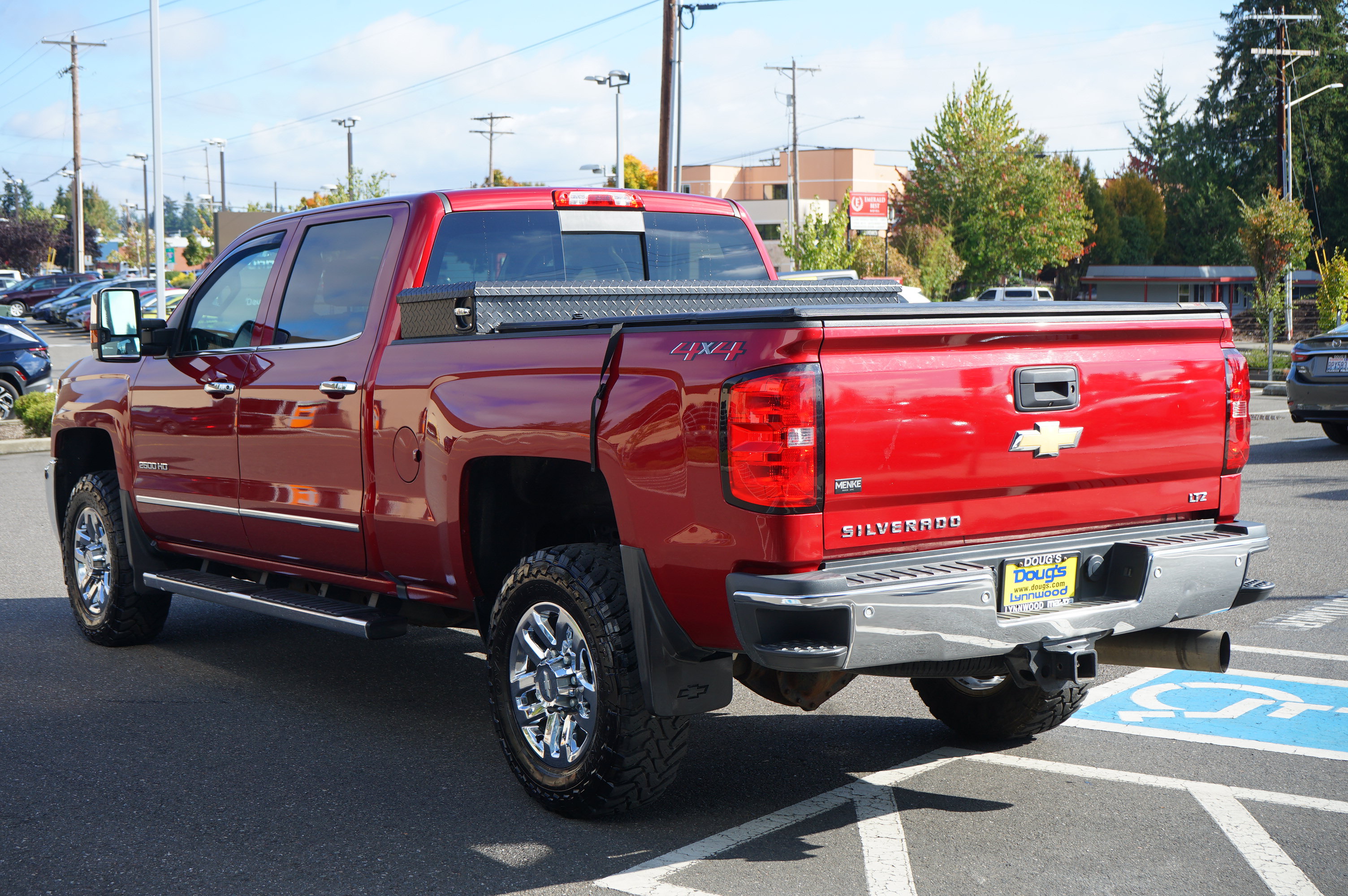 Used 2018 Chevrolet Silverado 2500 LTZ w/ Duramax Plus Package AWD/4WD image 5