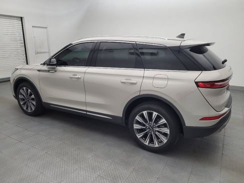 Used 2022 Lincoln Corsair Reserve w/ Elements Package FWD image 3