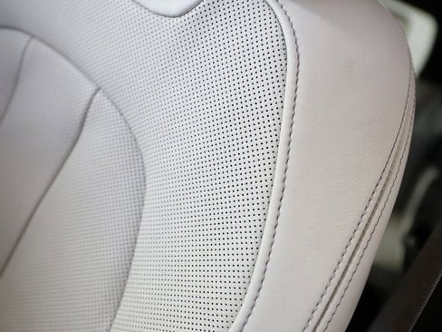 Used 2018 BMW X5 xDrive50i w/ M Sport Package image 37