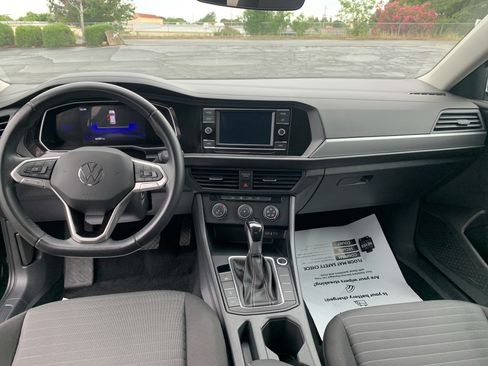 Used 2024 Volkswagen Jetta S FWD image 27