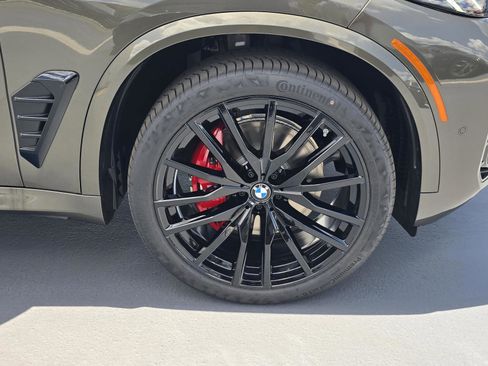 New 2026 BMW X5 sDrive40i w/ M Sport Package RWD image 3