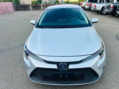 Used 2022 Toyota Corolla LE FWD image 7