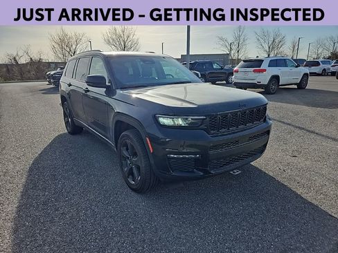 Used 2023 Jeep Grand Cherokee L Limited w/ Black Appearance Package image 1