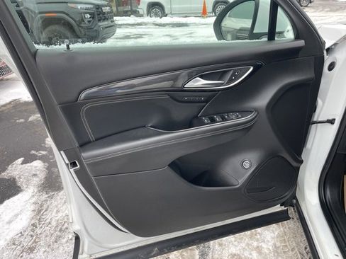 Certified 2023 Buick Envision Essence image 12