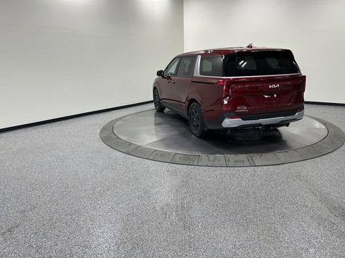 New 2026 Kia Carnival FWD image 8