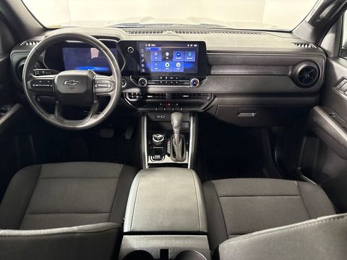 Certified 2024 Chevrolet Colorado Trail Boss w/ Advanced Trailering Package AWD/4WD image 36