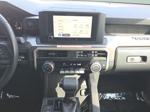 Used 2025 Toyota Tacoma SR5 RWD image 15