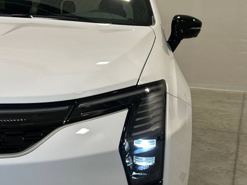 New 2027 Chrysler Pacifica Select FWD image 10