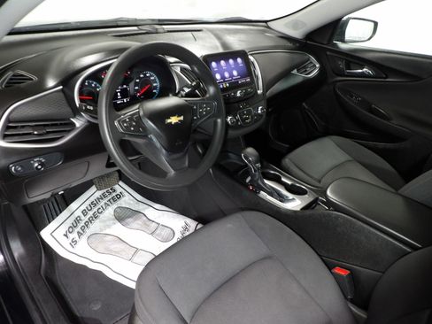 Used 2021 Chevrolet Malibu LS FWD image 9