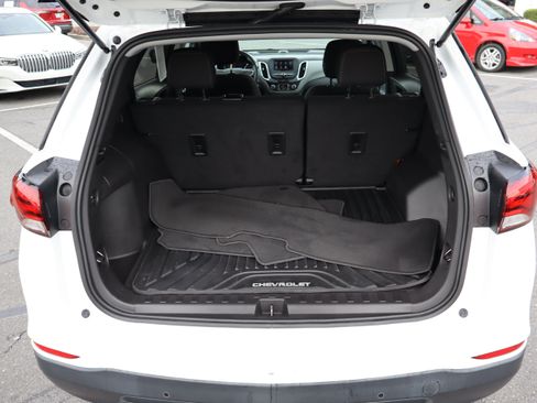Used 2023 Chevrolet Equinox LS w/ LS Convenience Package FWD image 32