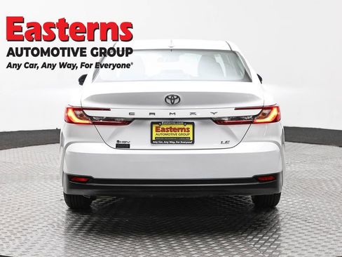 Used 2025 Toyota Camry LE FWD image 6