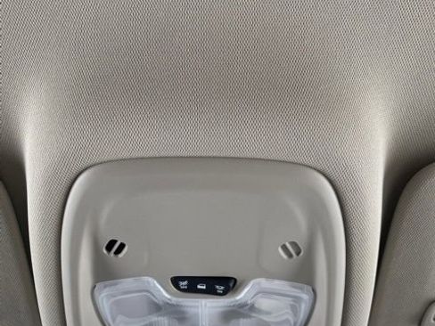 Used 2025 Buick Encore GX Preferred image 24