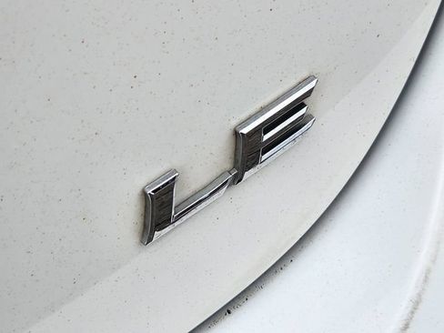 Used 2018 Toyota Camry LE FWD image 17