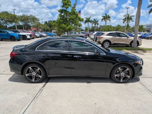 Used 2021 Mercedes-Benz A 220 image 3