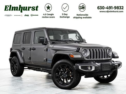 Used 2025 Jeep Wrangler Unlimited Sahara w/ Safety Group AWD/4WD image 1