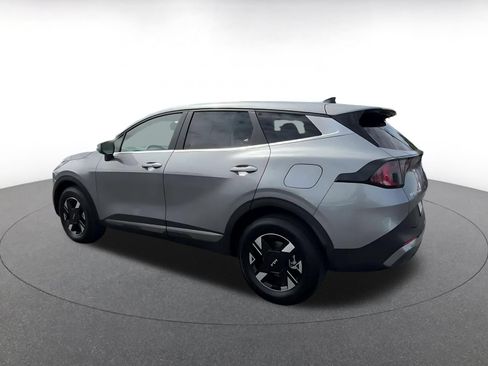 Used 2026 Kia Sportage LX AWD/4WD image 10