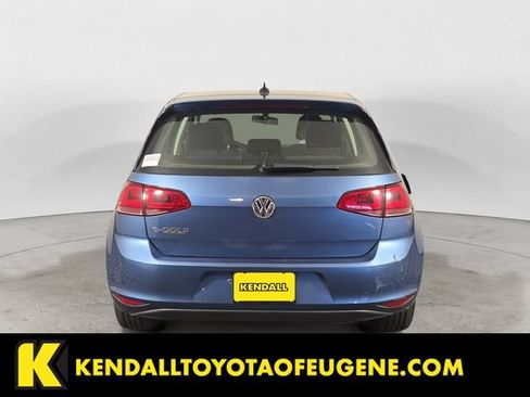 Used 2016 Volkswagen e-Golf SE w/ DC Fast Charging Package FWD image 6