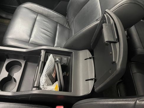 Used 2015 Honda Pilot Touring image 34