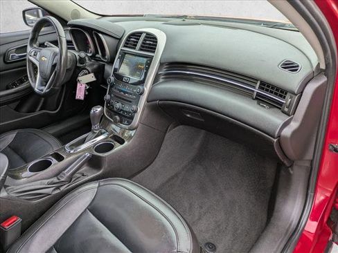 Used 2014 Chevrolet Malibu LT image 22