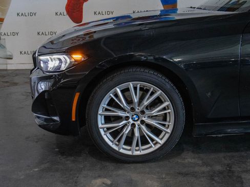 Used 2023 BMW 330i Sedan w/ Driving Assistance Package RWD image 17