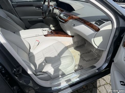 Used 2010 Mercedes-Benz S 550 image 14