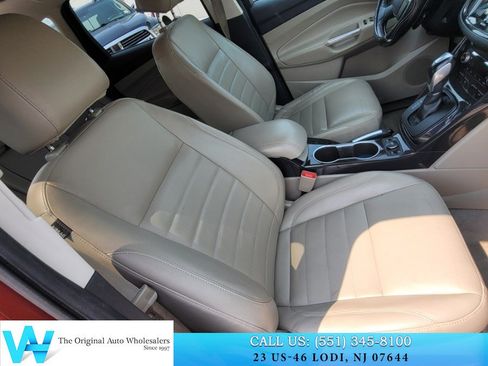 Used 2014 Ford Escape Titanium AWD/4WD image 17