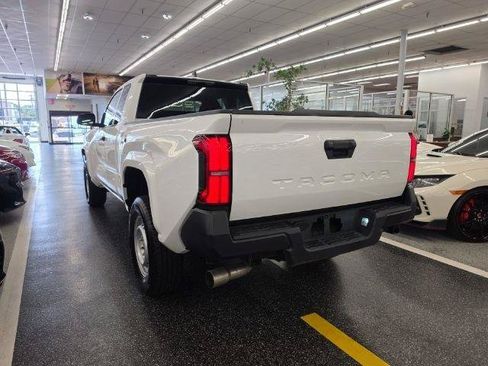 Used 2025 Toyota Tacoma SR RWD image 7