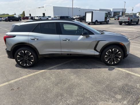 Used 2025 Chevrolet Blazer EV RS AWD/4WD image 7