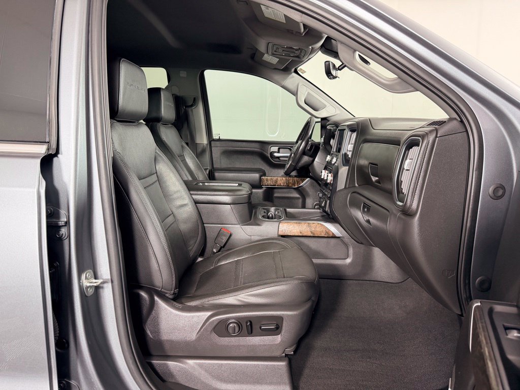 Used 2020 GMC Sierra 1500 Denali w/ Technology Package AWD/4WD image 29