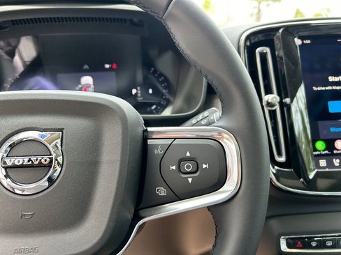 New 2026 Volvo XC40 B4 Plus w/ Protection Package Premier FWD image 11