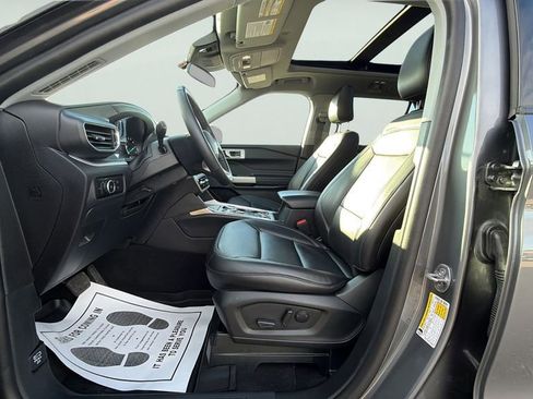 Used 2023 Ford Explorer XLT w/ Equipment Group 202A image 22