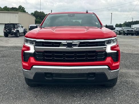 Used 2025 Chevrolet Silverado 1500 LT w/ Z71 Off-Road Package AWD/4WD image 3