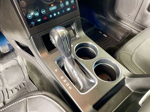 Used 2018 Ford Flex Limited image 19