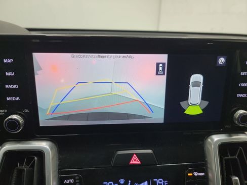 Used 2021 Kia Sorento SX image 23