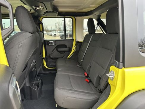 Used 2023 Jeep Wrangler Willys image 12