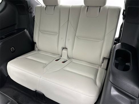 Used 2023 MAZDA CX-9 Signature image 24
