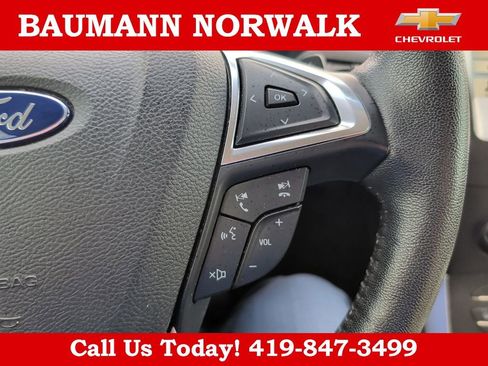 Used 2016 Ford Edge SEL w/ Equipment Group 201A AWD/4WD image 30