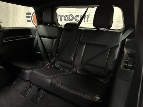 Used 2025 Ford Expedition Tremor AWD/4WD image 23