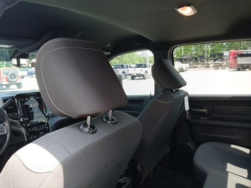 Used 2024 RAM 3500 Tradesman w/ Chrome Appearance Group AWD/4WD image 15