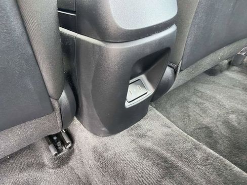 Certified 2025 Hyundai Elantra Sport image 13