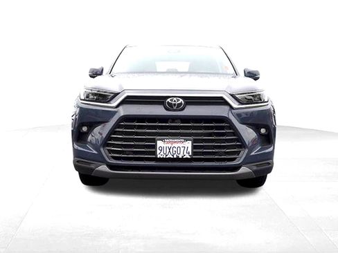 Certified 2025 Toyota Grand Highlander AWD Hybrid image 9