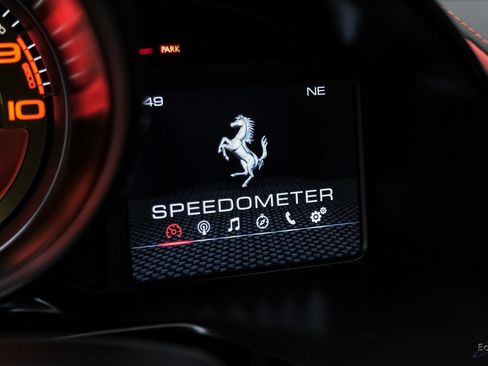 Used 2019 Ferrari 812 Superfast RWD image 97